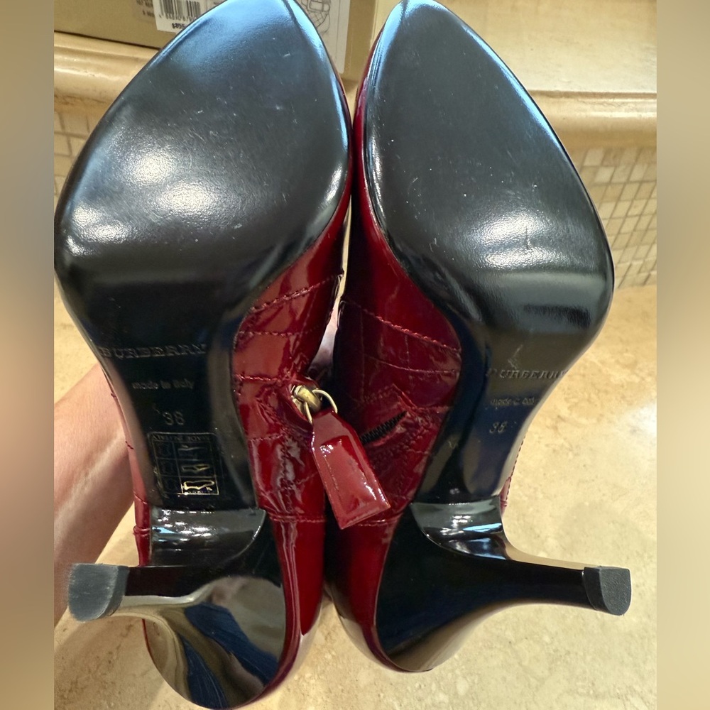 Burberry Berry Patent Leather 4 inch heel boots with decorative buckle. - Picture 5 of 5